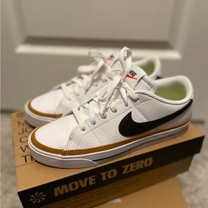 Nike Court Legacy sz 8